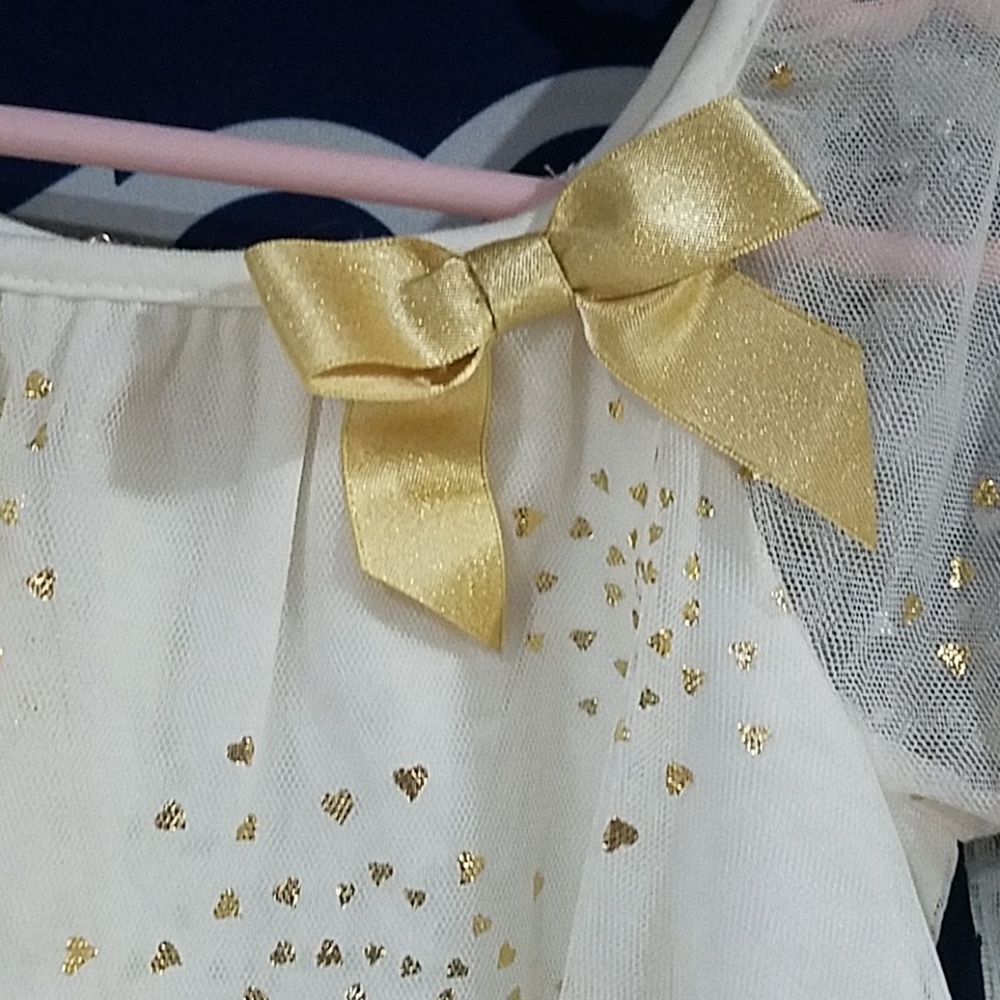 ❤Beautiful Top❤ - Picture 3 of 8